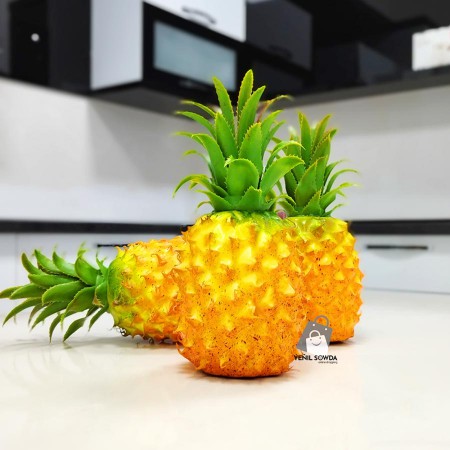 Emeli ananas (uly)